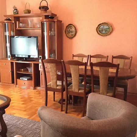 아파트 Apartman Mracevic 포드고리차